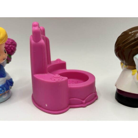 Little People Disney Princess Cinderella And Prince Charming With Pink Chair - Picture 16 of 16